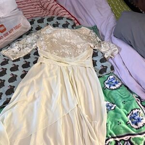 Chic Cream Floral Lace Dress